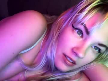 girl
        x_dreamgirl_x cam image #1474259