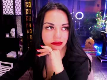 girl
        alma_pearl cam image #2720145