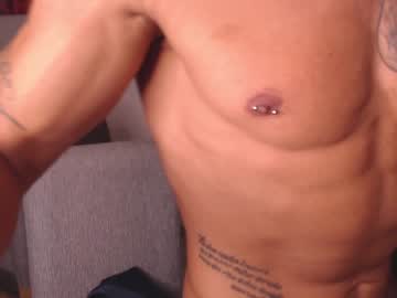 couple
        sexxx_game cam image #2536910