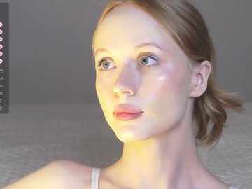 girl
        cute_shine cam image #3237594