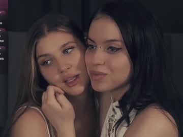 couple
        vivid_girls cam image #2926986