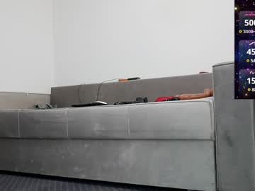 girl
        carmela_fox cam image #3793924