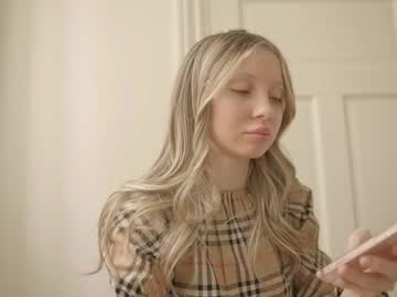 girl
        pureangeldolores cam image #2170128