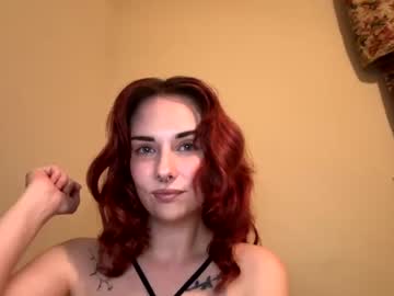 girl Webcam Girls Sex Thressome And Foursome with lildirtyredd