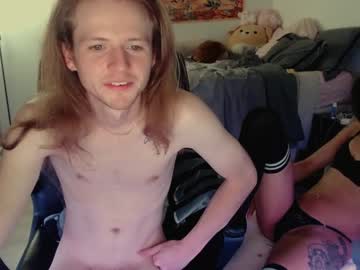 couple
        halfandhalf645 cam image #2987893
