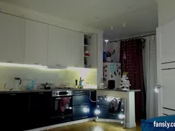 girl
        _eva_001 cam image #2091185
