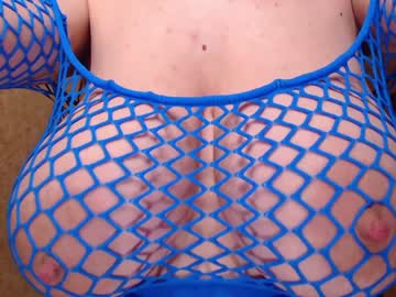 girl
        incrediblyomelia cam image #717193