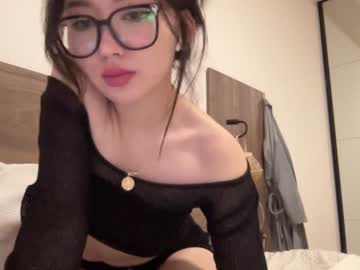 girl
        aimeclarks cam image #241179