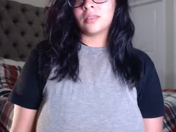 girl
        lopezbecky cam image #2044202