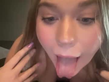 girl
        dumbblondexoxo cam image #3858524