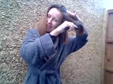 girl
        eatmypie69 cam image #1787284