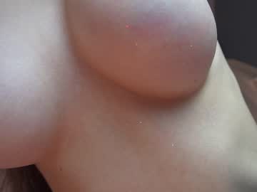 girl
        sunny_maria cam image #2636188