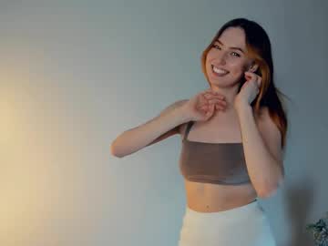 girl
        quennaedger cam image #3735074