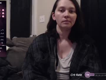 girl
        rowanswolves cam image #1963314