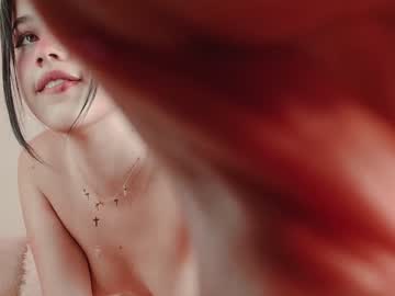 girl
        natt__ cam image #1637882
