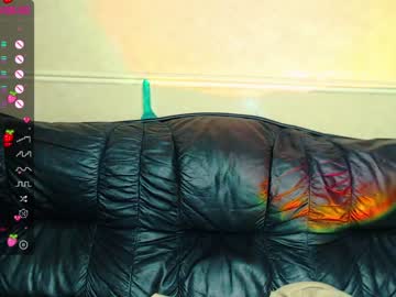 girl
        cristal_moli cam image #591424