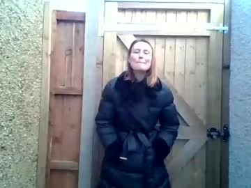 girl
        eatmypie69 cam image #2012504