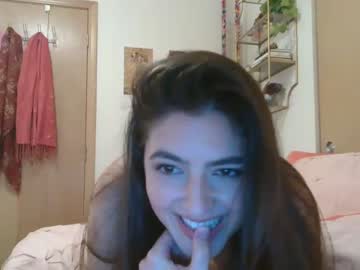 girl
        cosmic_ciara cam image #809916
