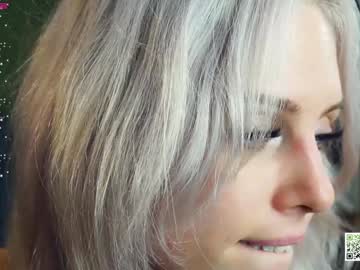 girl
        audreycarvin cam image #3202945