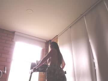 girl
        kendalltyler cam image #2711493
