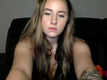 girl
        zoeycollinsss cam image #403578