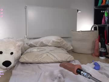 girl
        hayleex cam image #2587504