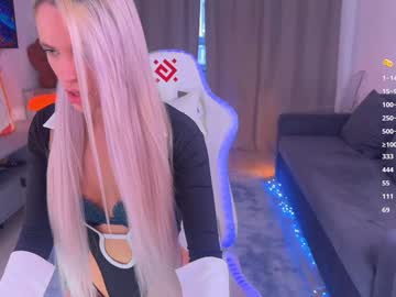 girl
        blush_mikki cam image #4468116