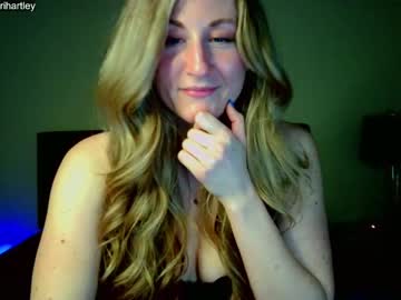 girl
        brihartley cam image #575206