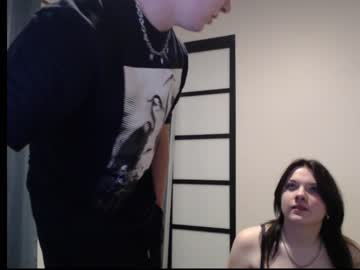 couple
        lustfullives cam image #2346000