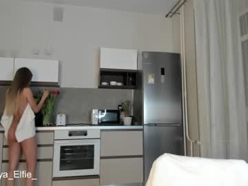 girl
        chatur_babes_ cam image #2443044