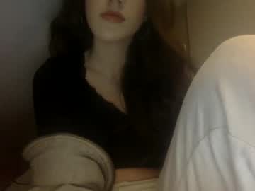 girl
        xprsv cam image #836412