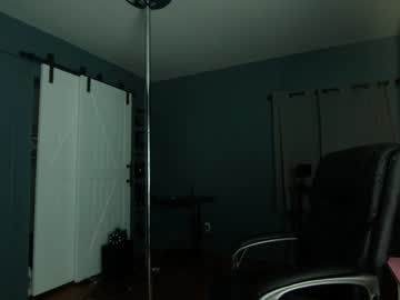girl
        aynmarie cam image #1809642