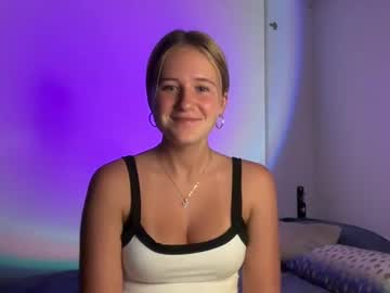 girl
        itsssosierra cam image #4180725
