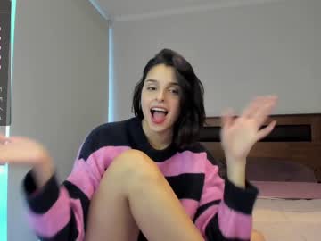 girl
        yourfreakygirl cam image #1478162