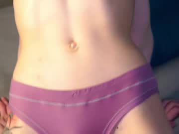 girl
        taitehambelton cam image #4152032