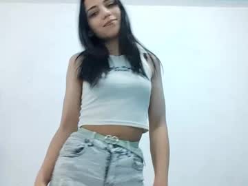 girl
        taytearnet cam image #4598370