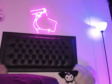 girl
        iam_eli cam image #2454730
