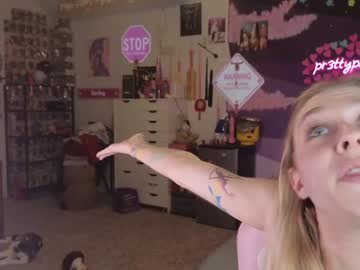 girl
        pr3ttyp1nkpussy cam image #3418575