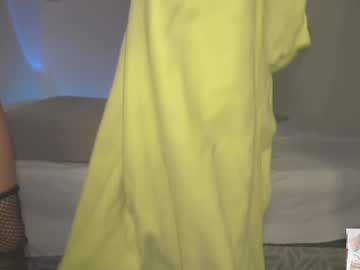 couple
        ourwhitesecret cam image #3144423