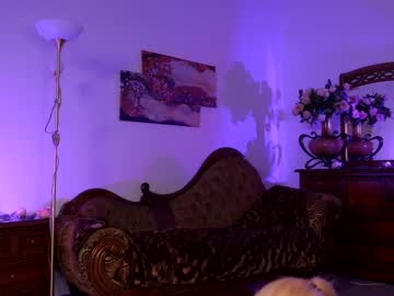 girl
        jessiccaburns cam image #861379