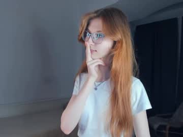 girl
        ballarising cam image #2932212