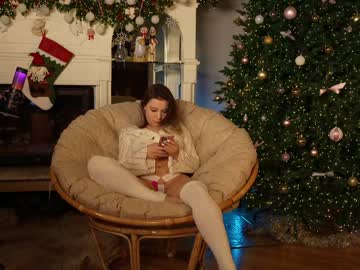 girl
        kittycaitlin cam image #2152807