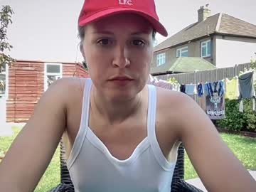 girl
        eatmypie69 cam image #4449524
