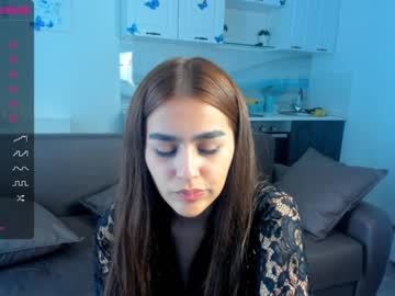 girl
        cherylstafordy cam image #1249153