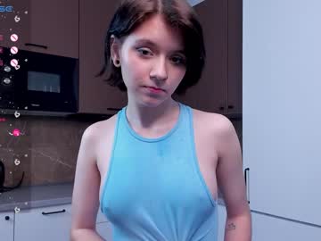 girl
        darellebodge cam image #2265309