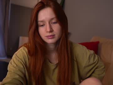 girl
        toxl cam image #2716254
