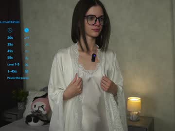 girl
        akumadadrive cam image #3612099