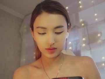 girl
        nayeonobi cam image #2398650