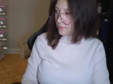 girl
        alexa_dream cam image #4279111