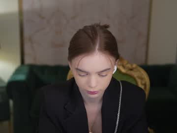 girl
        anabel054 cam image #4435240